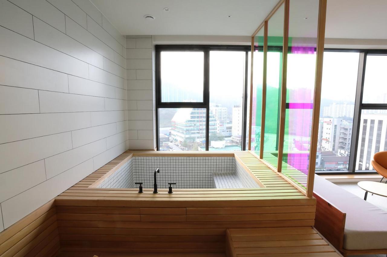 Orchid Hotel Wonju Εξωτερικό φωτογραφία